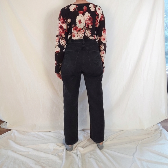 Sanctuary Floral Long Sleeved Shirt/Sweater - Picture 4 of 6